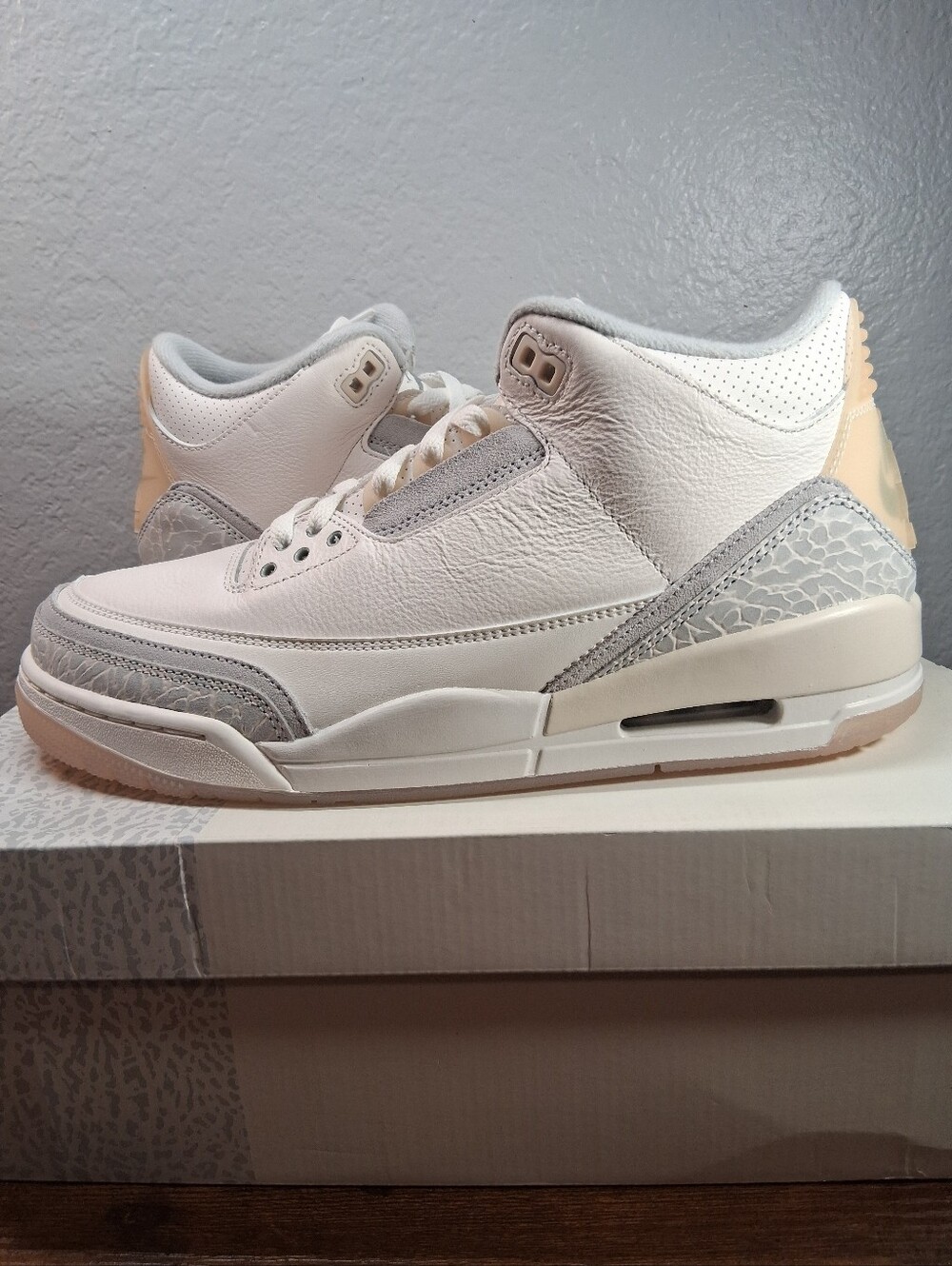 Jordan 3 Retro SE CRAFT IVORY